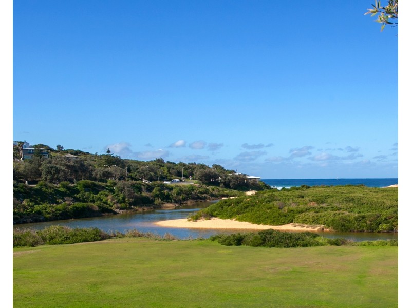 124 Abbott Road, North Curl Curl NSW 2099