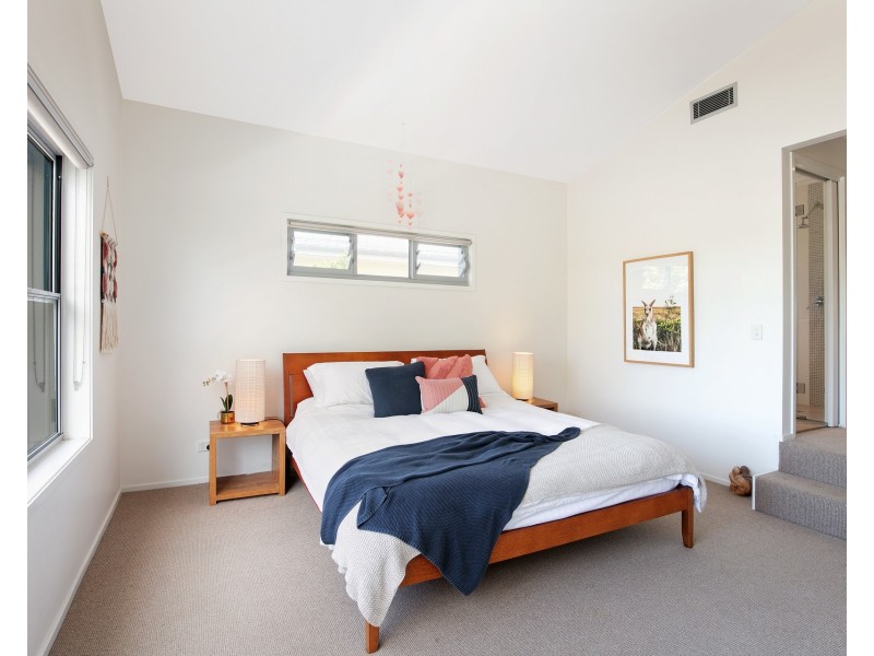 39 Bellevue Parade, North Curl Curl NSW 2099