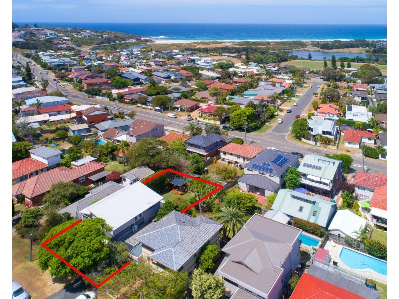 39 Bellevue Parade, North Curl Curl NSW 2099