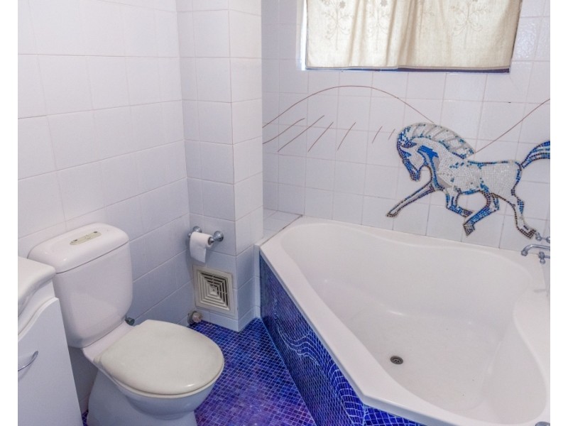 2/18 Clarke Street, Narrabeen NSW 2101