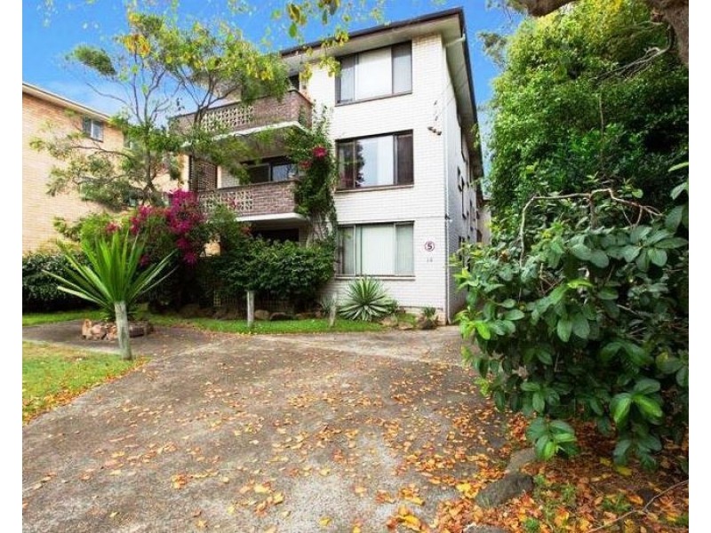 2/18 Clarke Street, Narrabeen NSW 2101