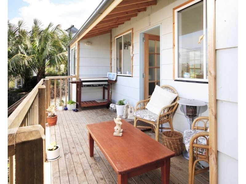 12a The Drive, Freshwater NSW 2096