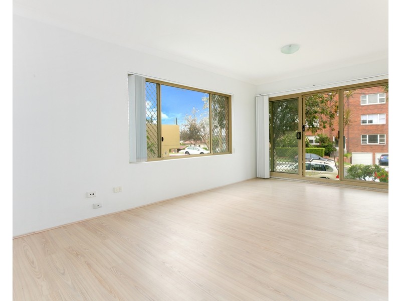 1/12 Crown Road, Queenscliff NSW 2096