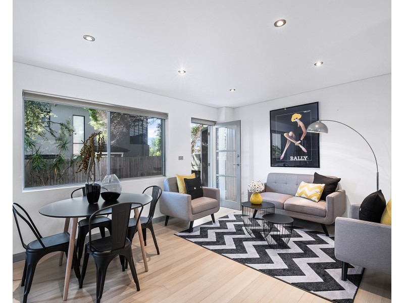 2/66 Soldiers Avenue, Freshwater NSW 2096