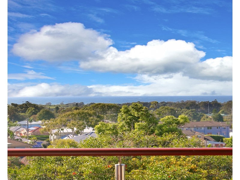 10A Rabaul Road, North Curl Curl NSW 2099