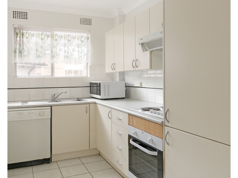 4/6 Grafton Crescent, Dee Why NSW 2099