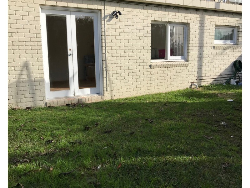 1a Farnell Street, Curl Curl NSW 2096