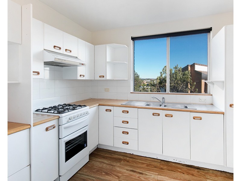 31/18 Ronald Avenue, Freshwater NSW 2096