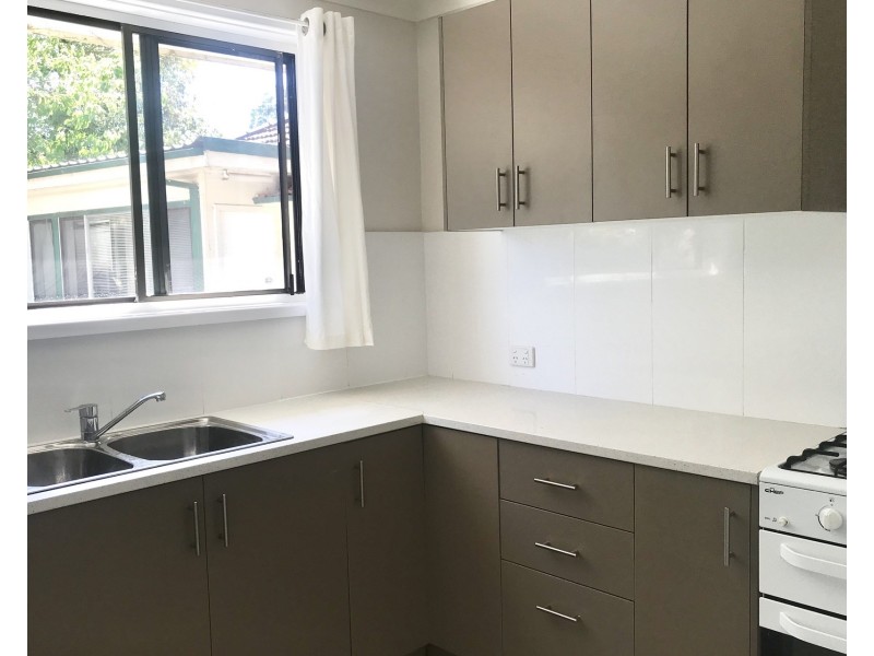 33a Old Pittwater Road, Brookvale NSW 2100