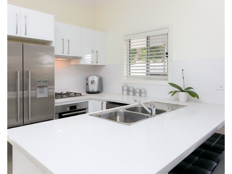 85a Wyuna Avenue, Freshwater NSW 2096