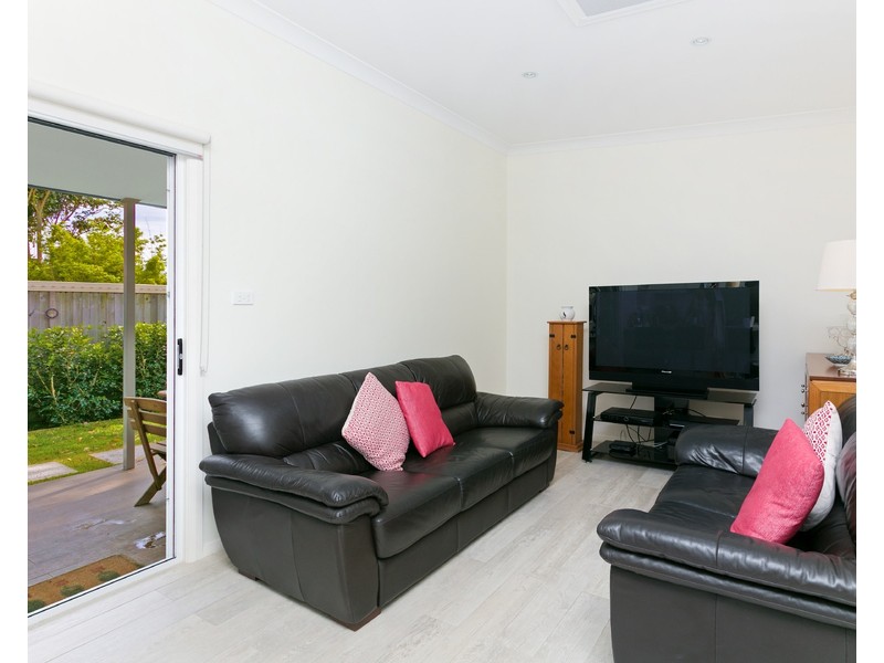 85a Wyuna Avenue, Freshwater NSW 2096