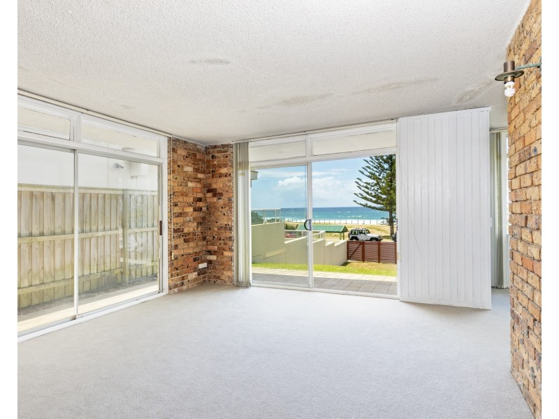 2A Farnell Street, Curl Curl NSW 2096