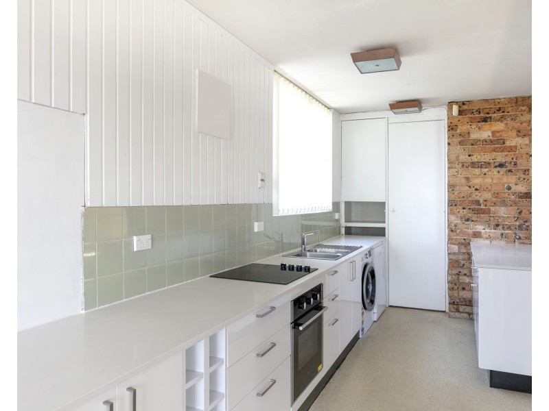 2A Farnell Street, Curl Curl NSW 2096