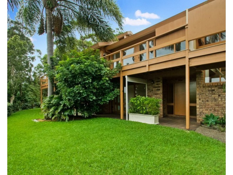 28 James Wheeler Place, Wheeler Heights NSW 2097