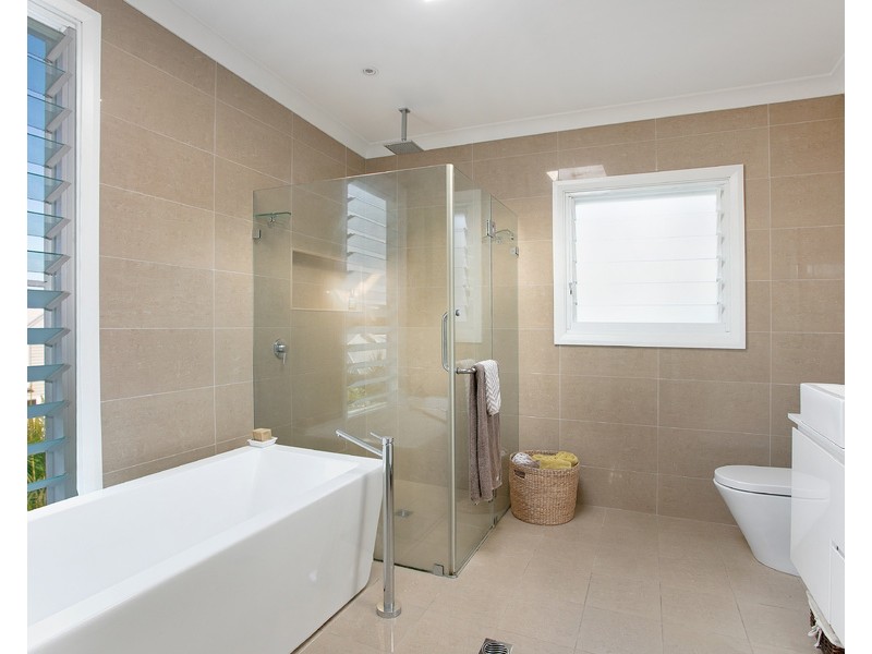 93 Harbord Road, Freshwater NSW 2096