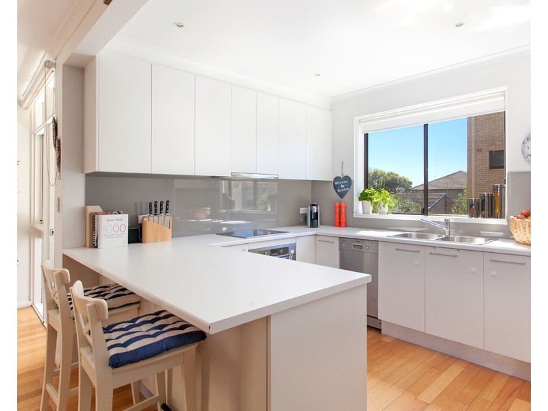 7/62 Carrington Parade, Curl Curl NSW 2096
