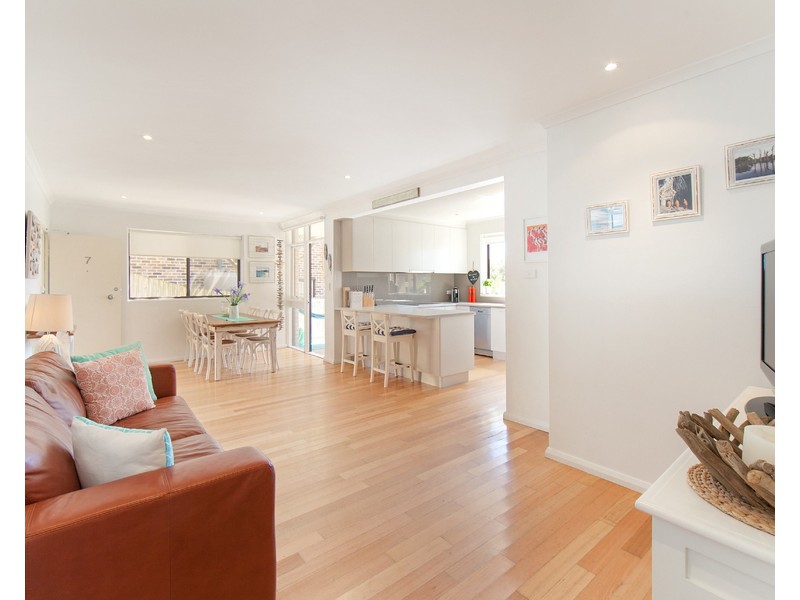 7/62 Carrington Parade, Curl Curl NSW 2096