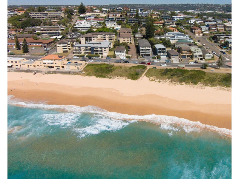 7/62 Carrington Parade, Curl Curl NSW 2096