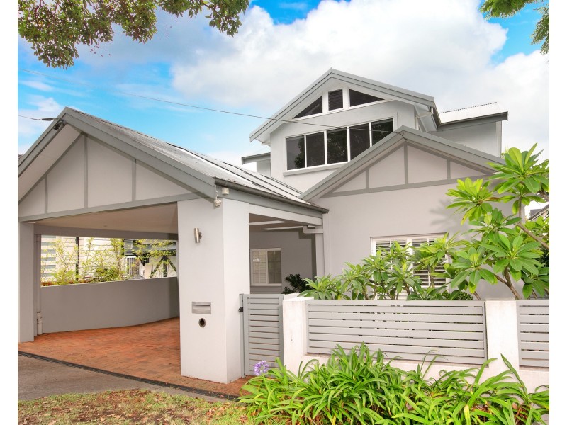 11 Coles Road, Freshwater NSW 2096