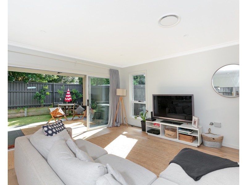 84 Abbott Road, North Curl Curl NSW 2099