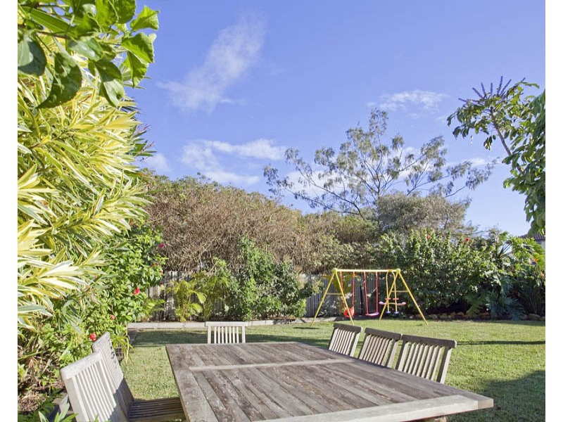 80 Carrington Parade, Curl Curl NSW 2096