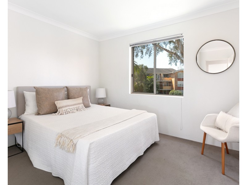 4/6 Grafton Crescent, Dee Why NSW 2099