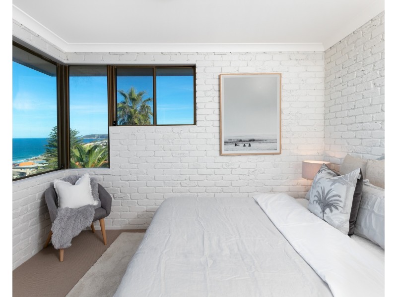 28 Gardere Avenue, Curl Curl NSW 2096