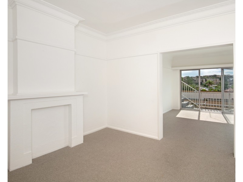 1/64 Undercliff Road, Freshwater NSW 2096