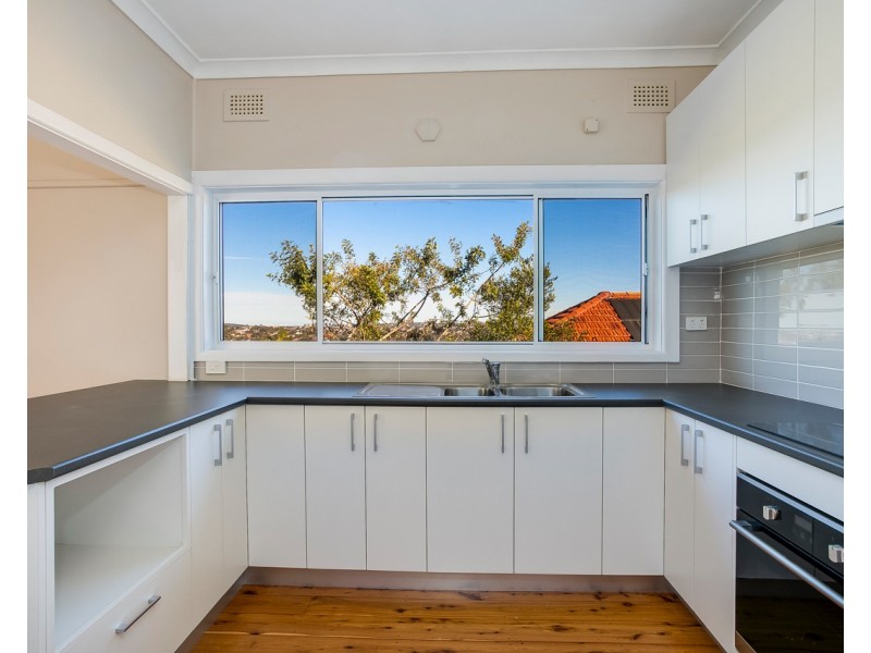 20 Connaught Street, Narraweena NSW 2099