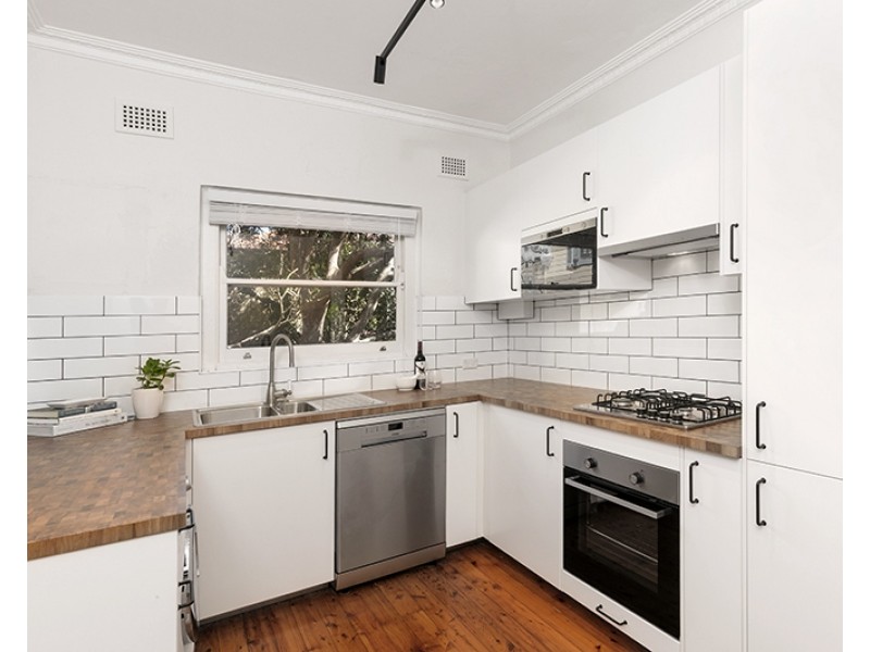 2/96 Queenscliff Road, Queenscliff NSW 2096