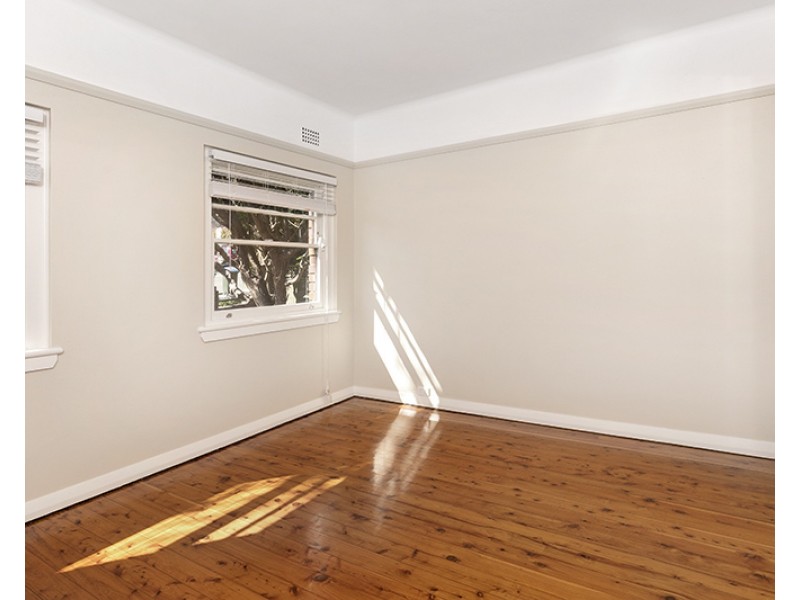 2/96 Queenscliff Road, Queenscliff NSW 2096