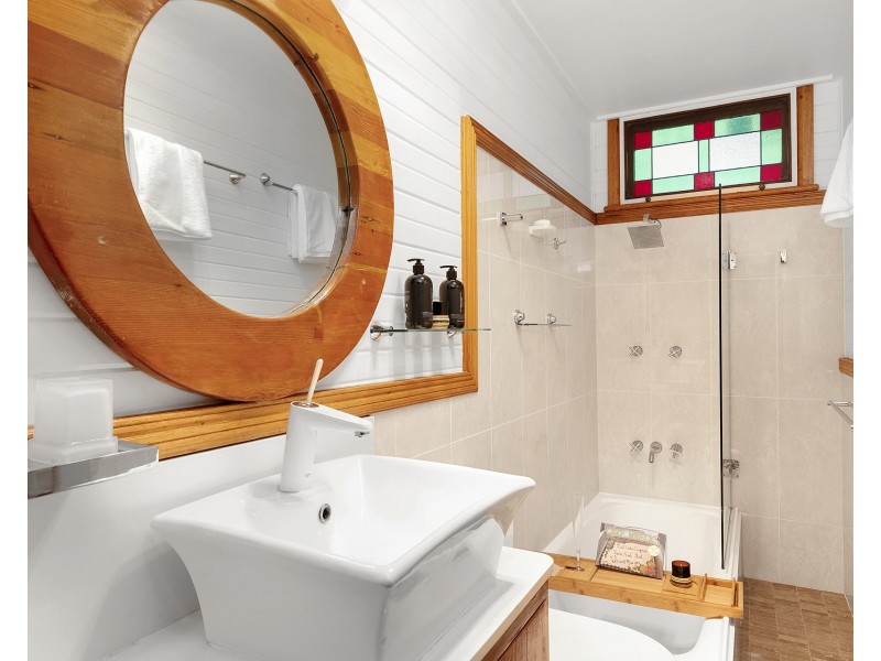 40 Wyndora Avenue, Freshwater NSW 2096