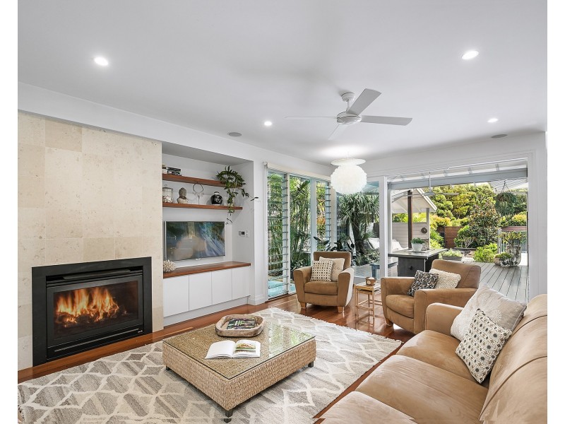 25 Stirgess Avenue, Curl Curl NSW 2096