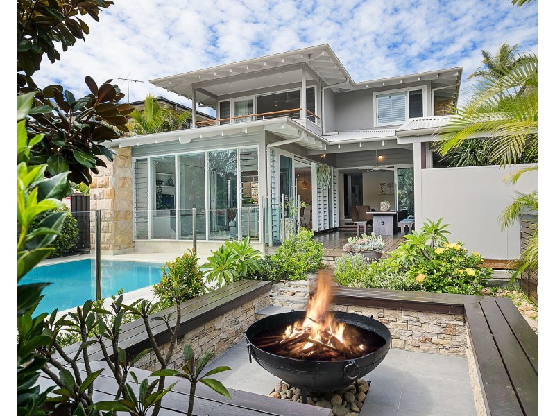 25 Stirgess Avenue, Curl Curl NSW 2096