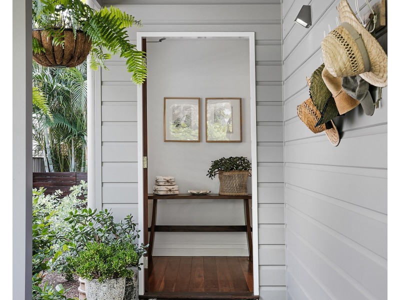 25 Stirgess Avenue, Curl Curl NSW 2096