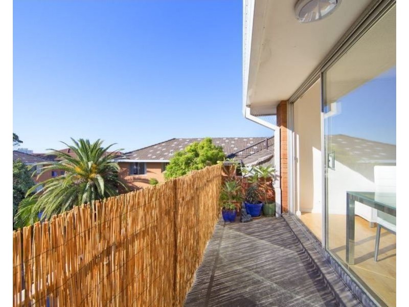 21/4 Greenwood Place, Freshwater NSW 2096