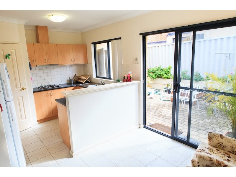 33B Thrall Street, Innaloo WA 6018