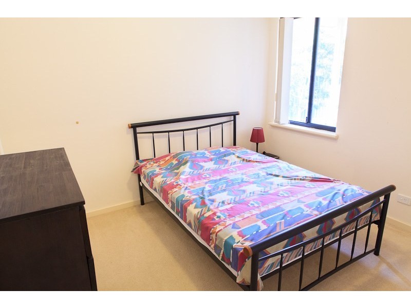 33B Thrall Street, Innaloo WA 6018