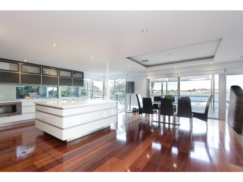 41 The Esplanade, Mount Pleasant WA 6153