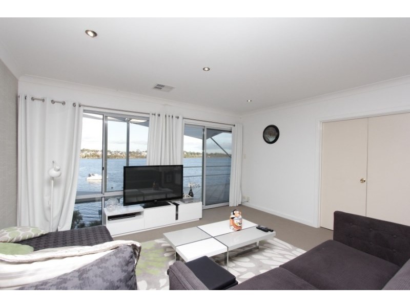 41 The Esplanade, Mount Pleasant WA 6153
