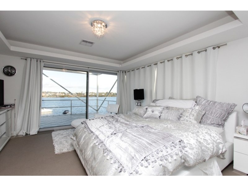 41 The Esplanade, Mount Pleasant WA 6153