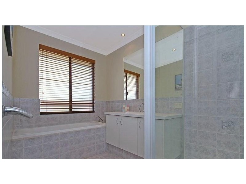 34 Talia Drive, Stirling WA 6021