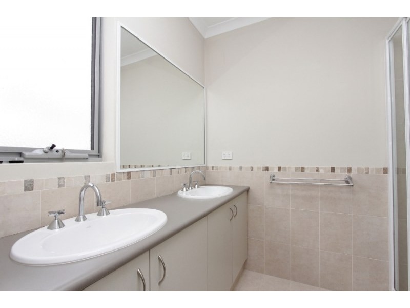 D/16 Pollard Street, Glendalough WA 6016