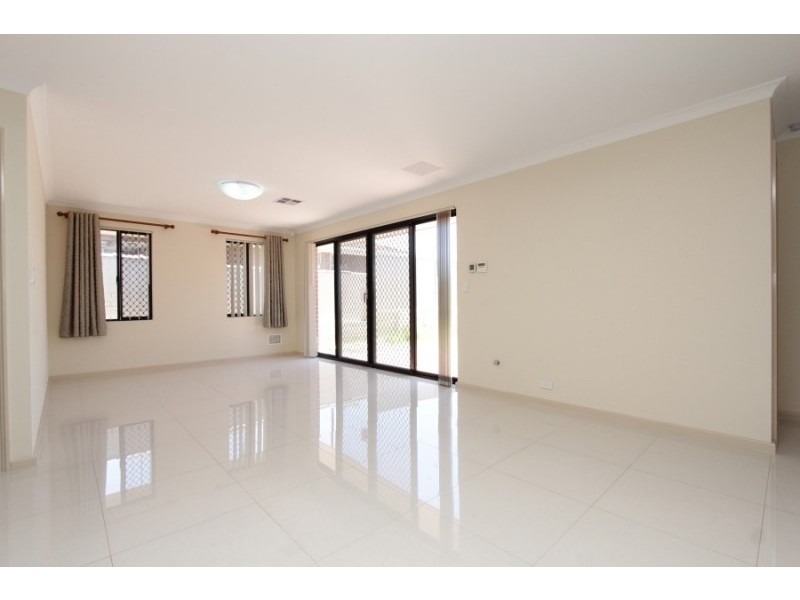 1/181 Manning Road, Bentley WA 6102