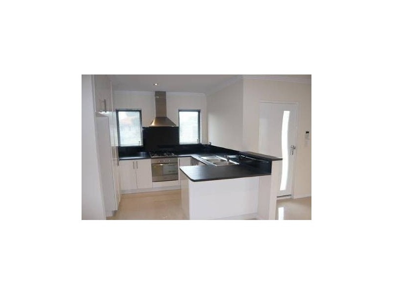 A/35 Findon Crescent, Westminster WA 6061