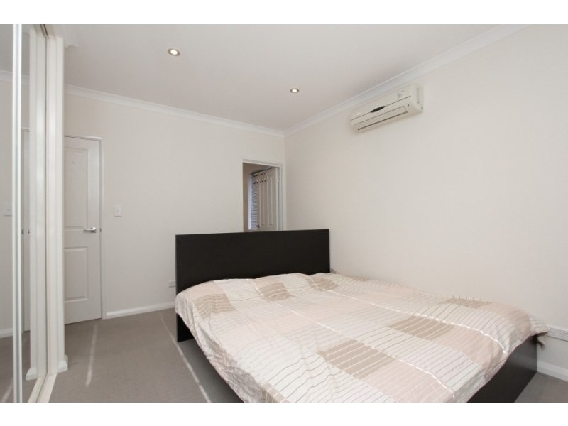 A/35 Findon Crescent, Westminster WA 6061