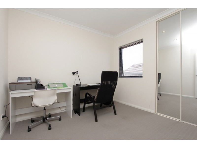 A/35 Findon Crescent, Westminster WA 6061