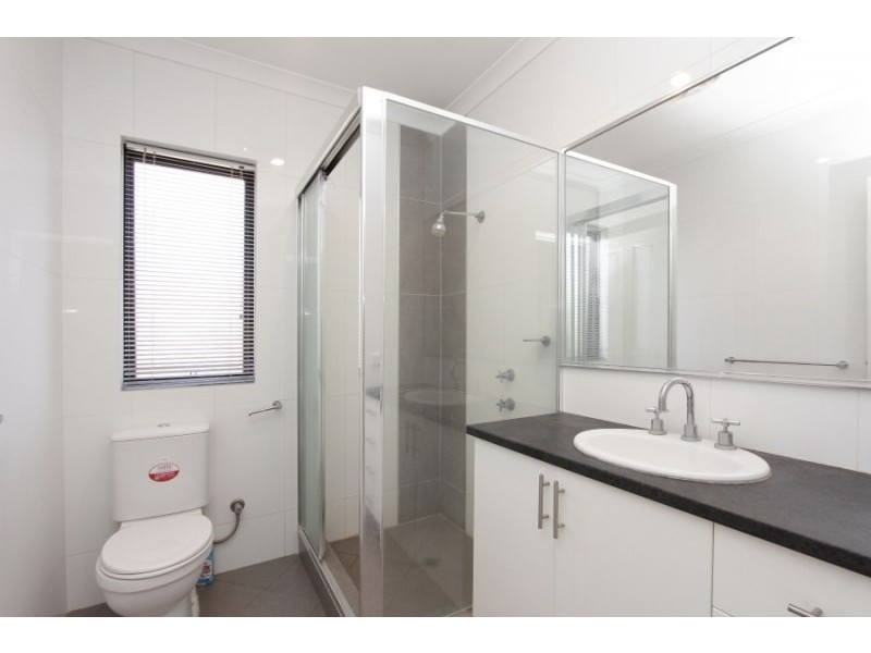 A/35 Findon Crescent, Westminster WA 6061