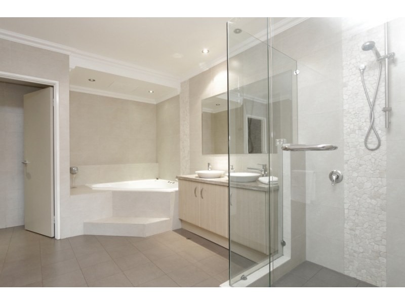 1/15 Florian Mews, Mandurah WA 6210