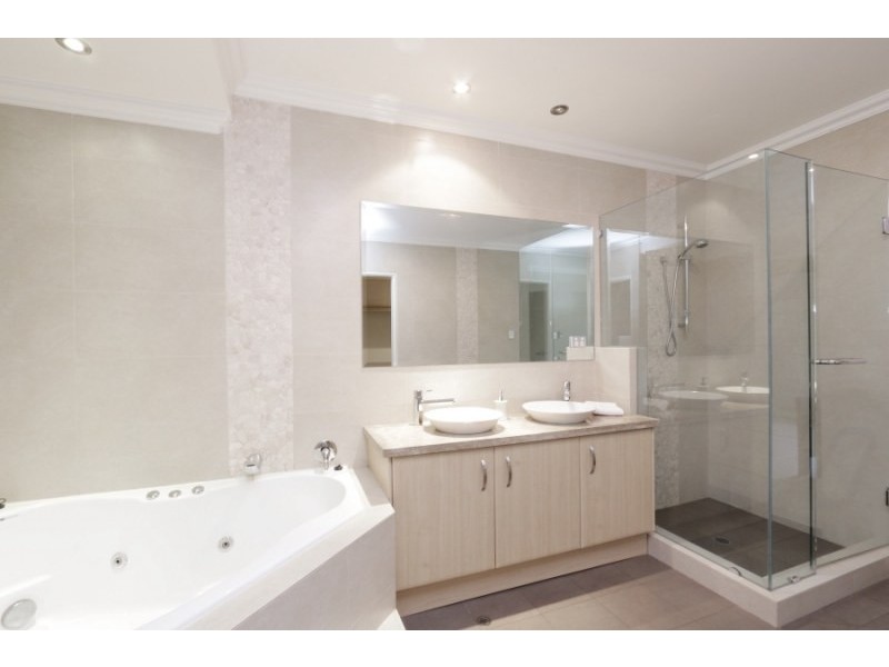 1/15 Florian Mews, Mandurah WA 6210